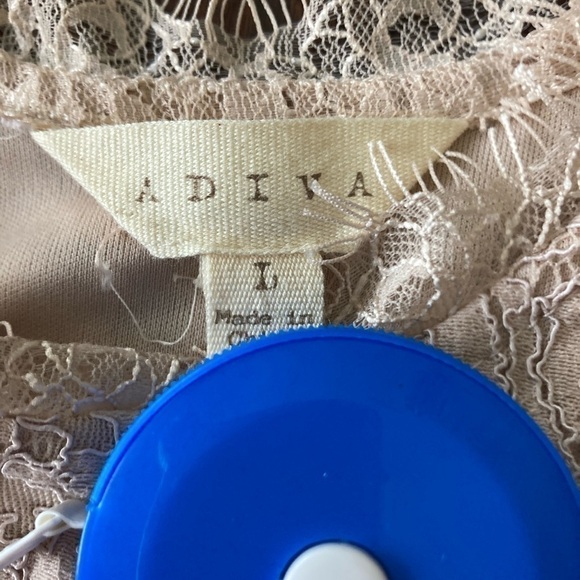 Adiva lace blouse size large pull on top - Picture 7 of 12